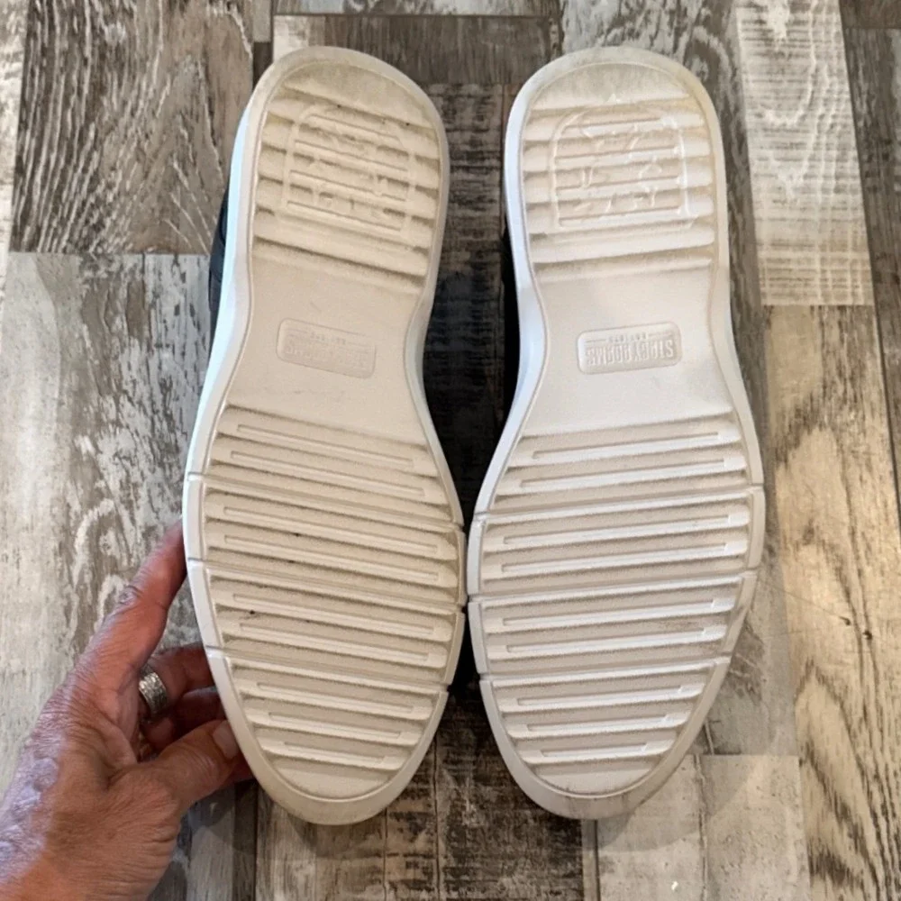Stacy Adams Black Oxford Loafer Perforated Bungee Laces 6M Hybrid Modern Sneaker